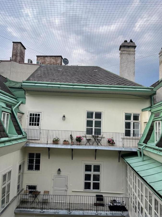 Default Stepahnsplatz Apartment Wien Ngoại thất bức ảnh