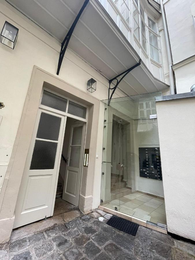 Default Stepahnsplatz Apartment Wien Ngoại thất bức ảnh